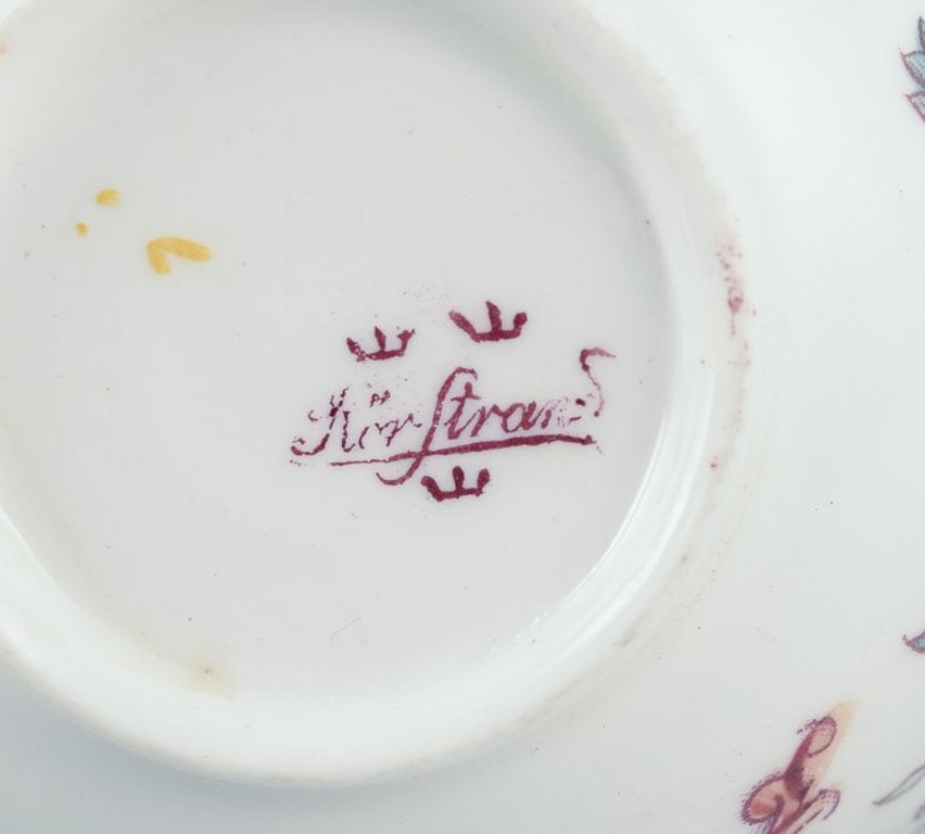 Rorstrand, Sweden. A set of five 'Formosa' coffee cups with saucers in faience. Approx. 1900. - 5