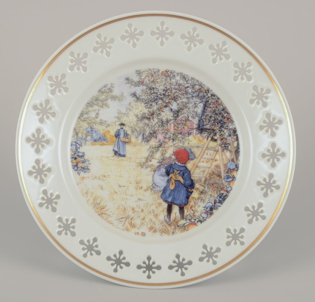 Bing & Grøndahll, Denmark. Set of six porcelain plates with motifs from Carl Larsson's - 7