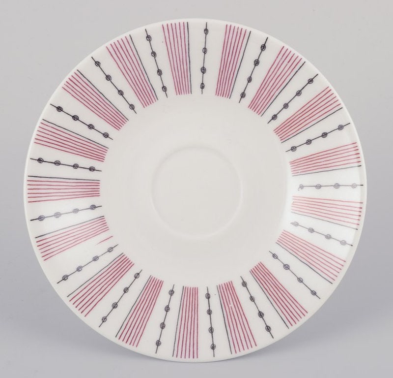 Gunnar Nylund for Rorstrand, Sweden. A set of five 'Casino' porcelain coffee cups with saucers. - 6