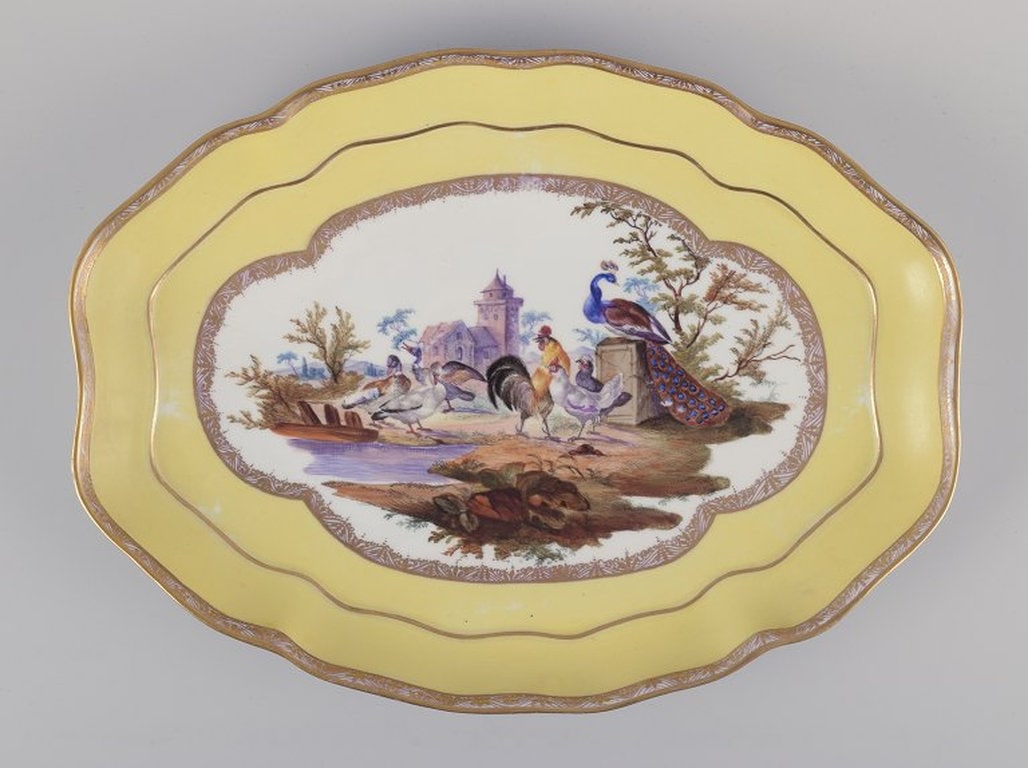 Meissen, Germany. Antique porcelain tray. Hand-painted with a motif of birds in a park landscape. - 2