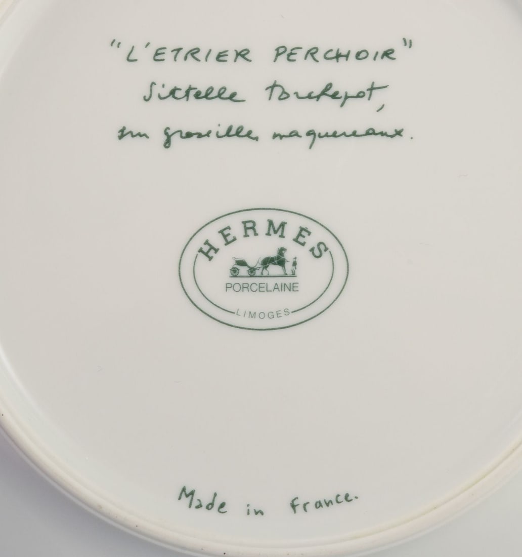 Hermes, France. Two porcelain plates with bird motifs. "L'etrier Perchoir" series. Late 20th C. - 7
