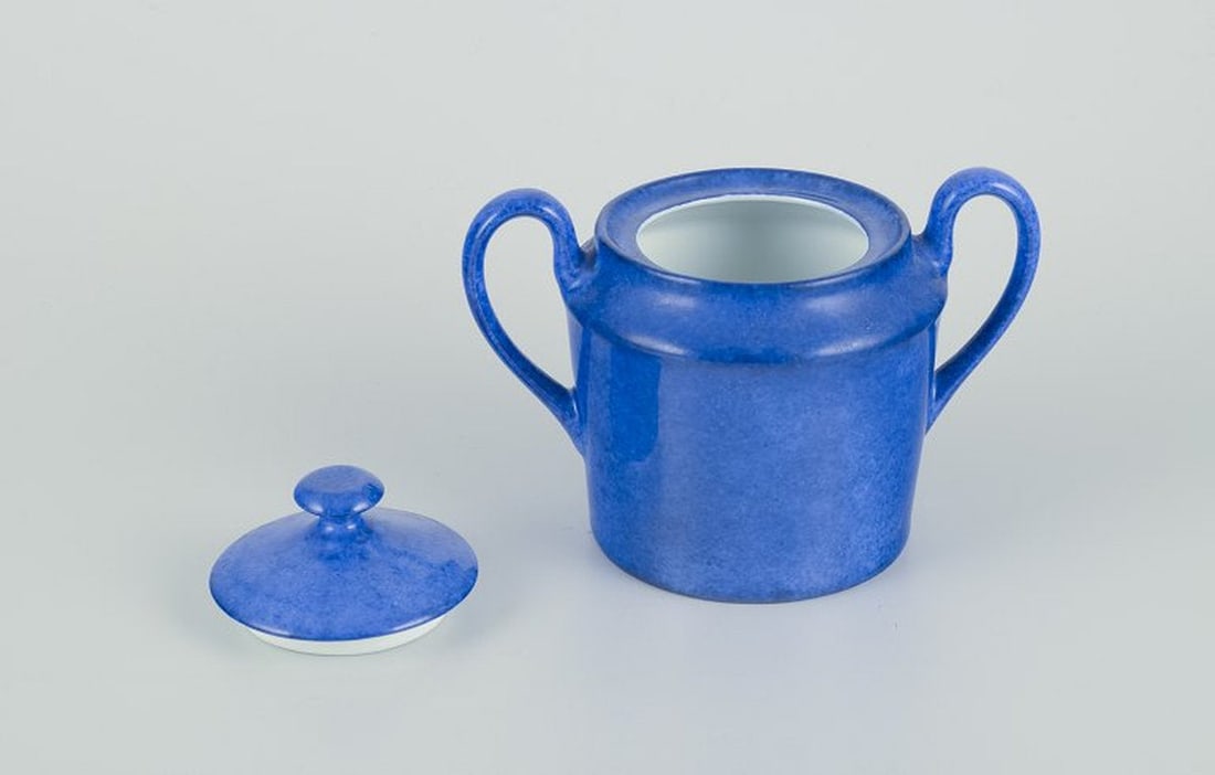 Limoges / Laure Japy, Paris. Six coffee cups and a sugar bowl in porcelain. 1994-1997. - 3