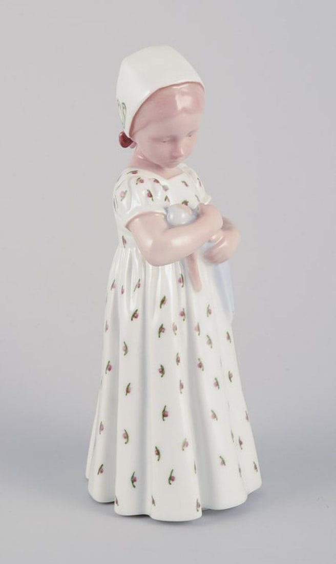 Mary Ingeborg Plockross Irminger for Bing & Grøndahll, Denmark. Porcelain figurine of a girl - 3