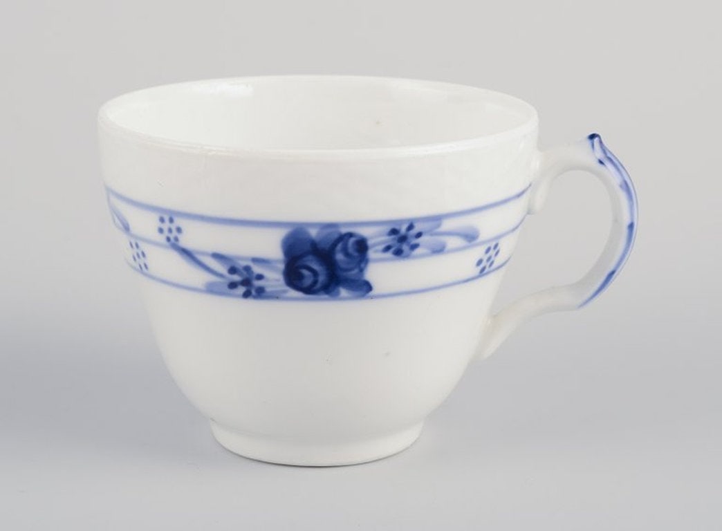 Early Royal Copenhagen Rosenknop / Blå Rose. Coffee set for three persons in hand-painted - 3