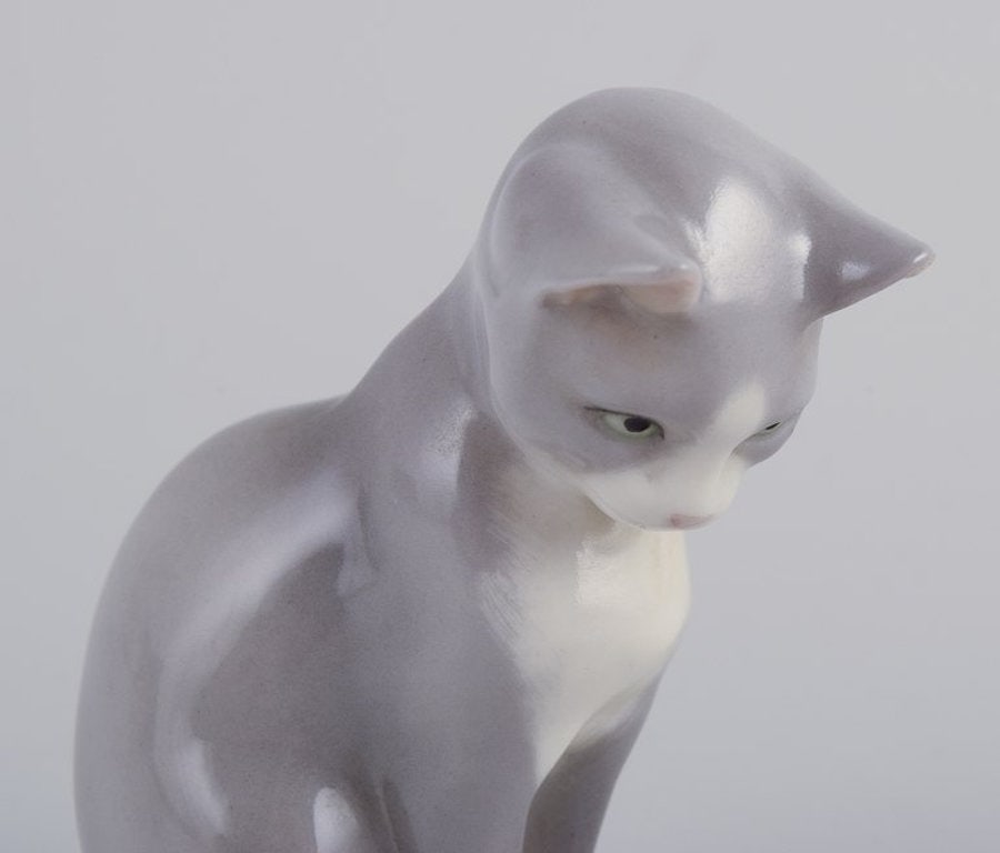 Royal Copenhagen. Porcelain figurine of a sitting cat. 2000s. - 4