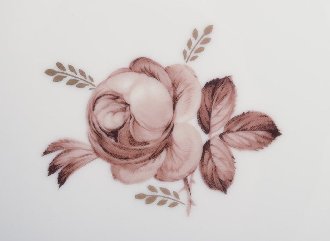 Royal Copenhagen. Oval Brun Rose (Brown Rose) porcelain cake dish. 1980-1984. - 3