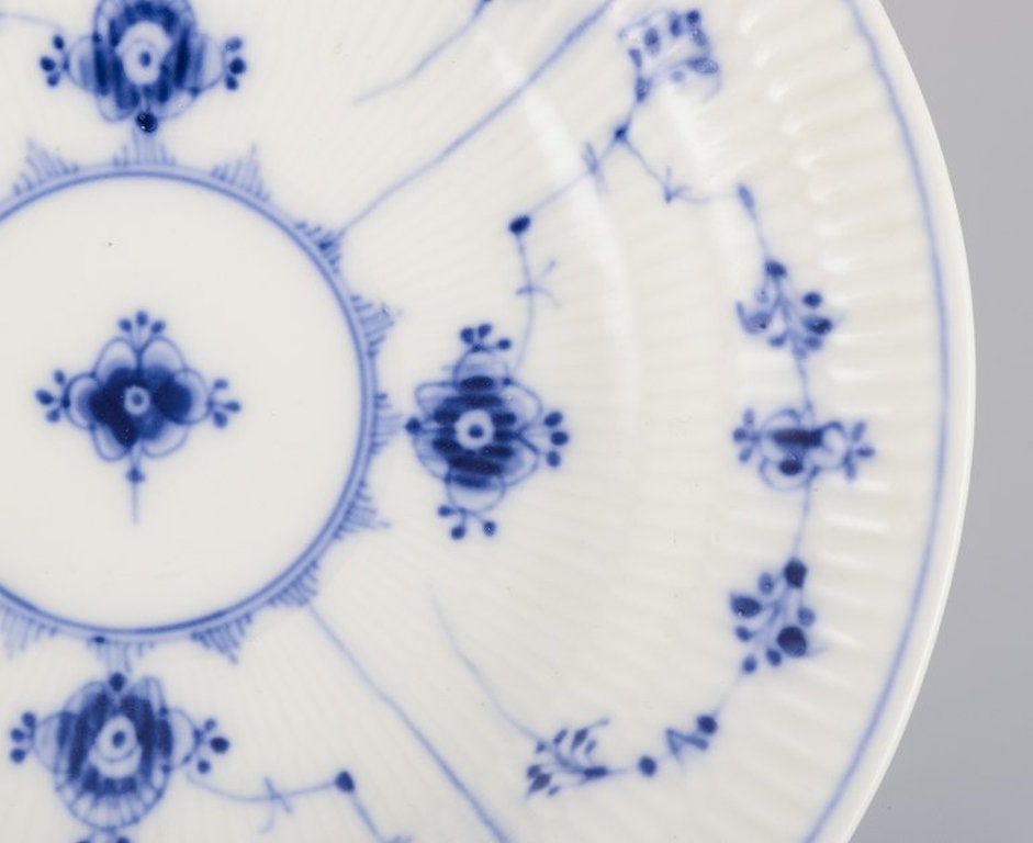 Bing & Grøndahll Blue Fluted. A set of four antique deep porcelain plates. 1898-1899. - 4