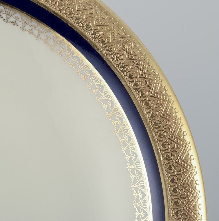 Hutschenreuther, Germany. Eight 'Margarete' porcelain plates. 1930s/1940s. - 4