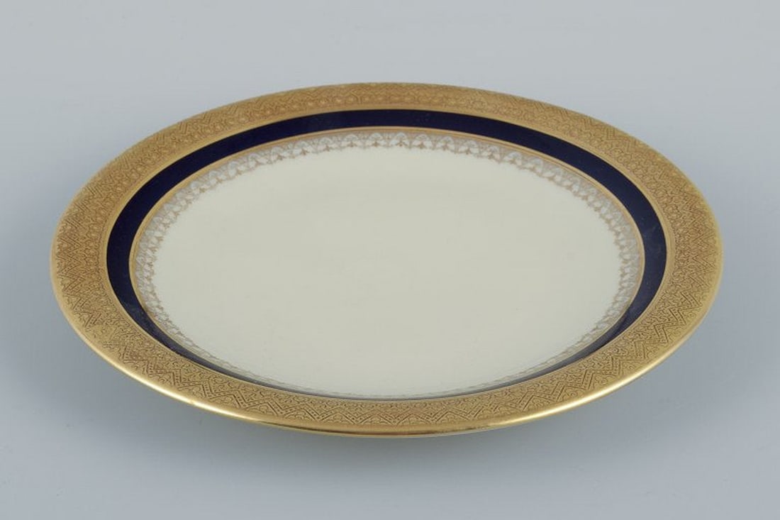 Hutschenreuther, Germany. Four 'Margarete' porcelain plates. 1930s/1940s. - 2