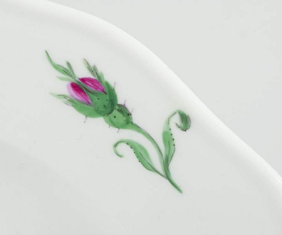Meissen, Germany. A set of five porcelain dinner plates. Early 20th century - 8