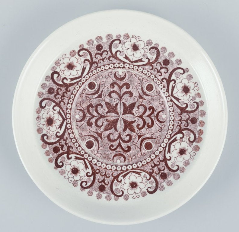 Raija Uosikkinen for Arabia, Finland. A set of five 'Ali' coffee cups with saucers, sugar bowl and - 7
