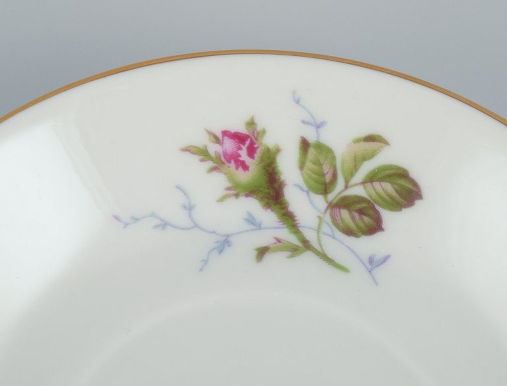 Rosenthal, Germany. A set of six espresso cups with saucers. Decorated with pink roses. Gold trim. - 6