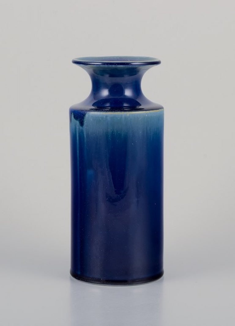 Britt-Louise Sundell for Gustavsberg, Sweden. Large ceramic vase with glaze in blue and green tones. - 2