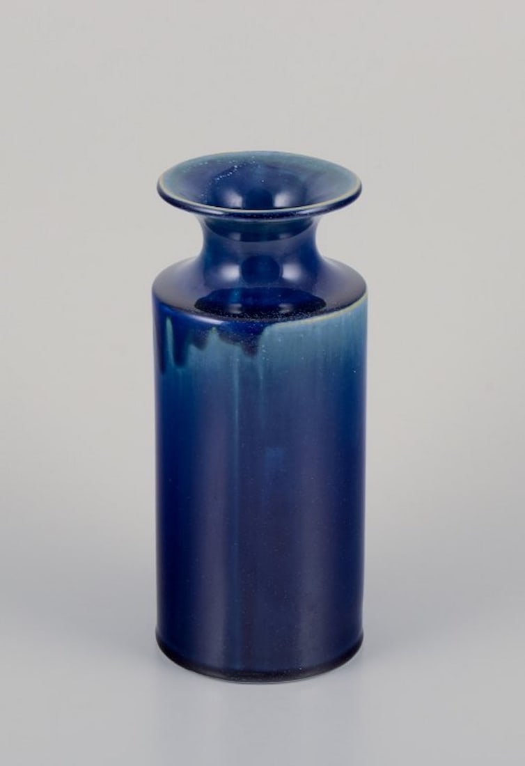 Britt-Louise Sundell for Gustavsberg, Sweden. Large ceramic vase with glaze in blue and green tones. - 3