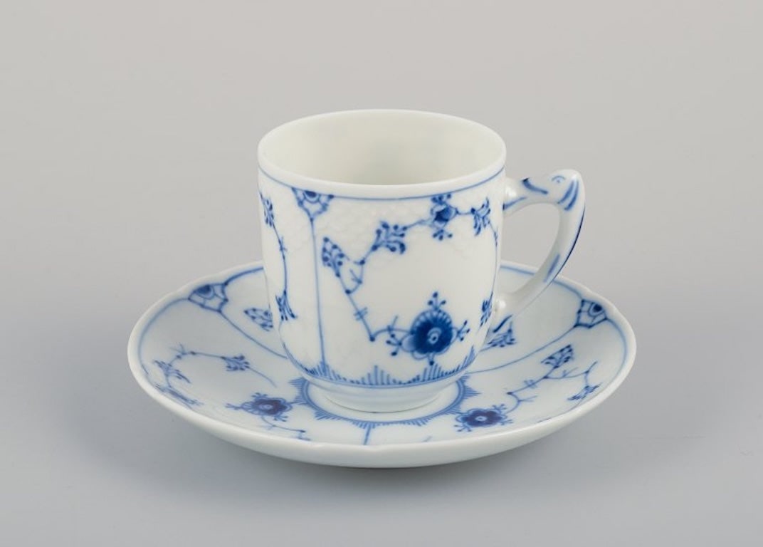 Bing & Grøndahll Blue Fluted pattern. Five coffee cups with saucers. Rare and early model. - 2