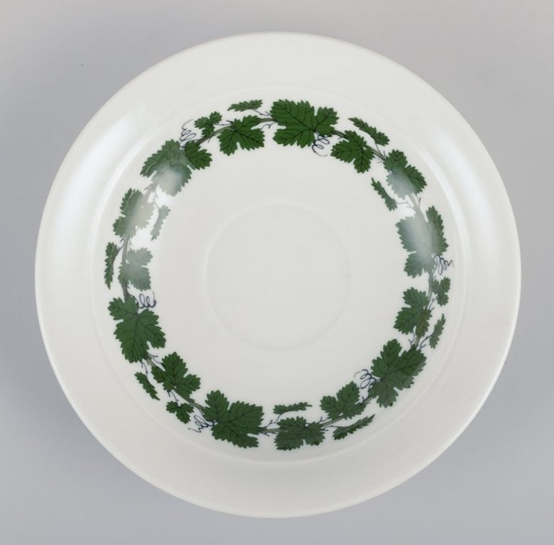 Meissen, Germany. 'Green Ivy Vine' two coffee cups with high handles and saucers. 1920s/30s. - 5