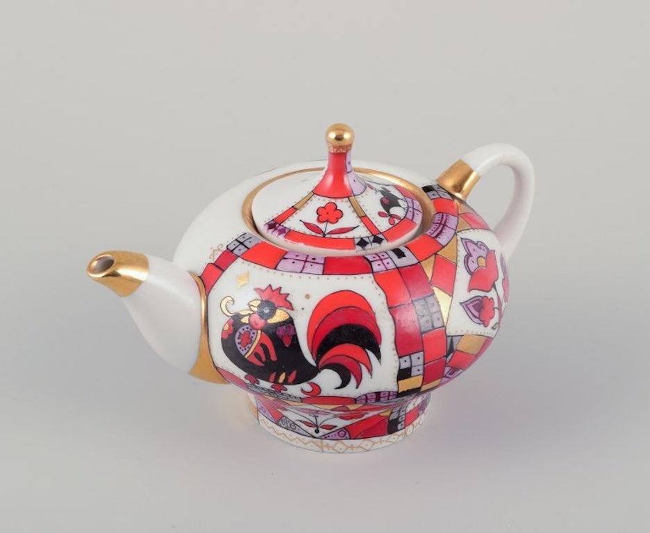 Lomonosov, Soviet Union. Miniature porcelain teapot. Approximately 1960. - 4