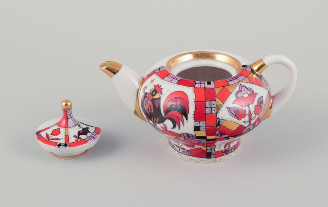 Lomonosov, Soviet Union. Miniature porcelain teapot. Approximately 1960. - 5