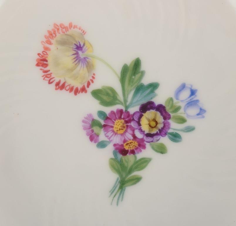 Royal Copenhagen Saxon Flower. Two porcelain compotes. Approx. 1930 - 7