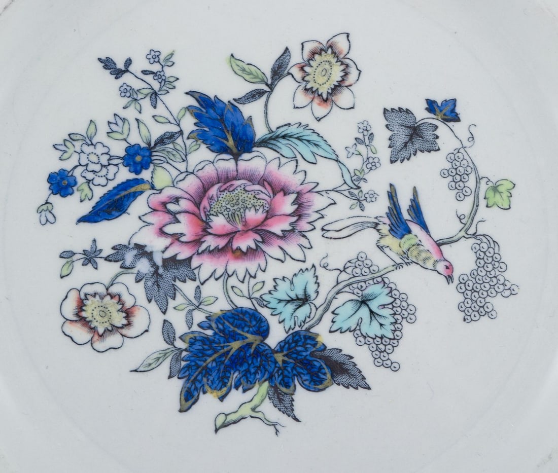 Copeland Spode, England. Nine plates in faience with flower and bird motifs. Approx. 1930s. - 3