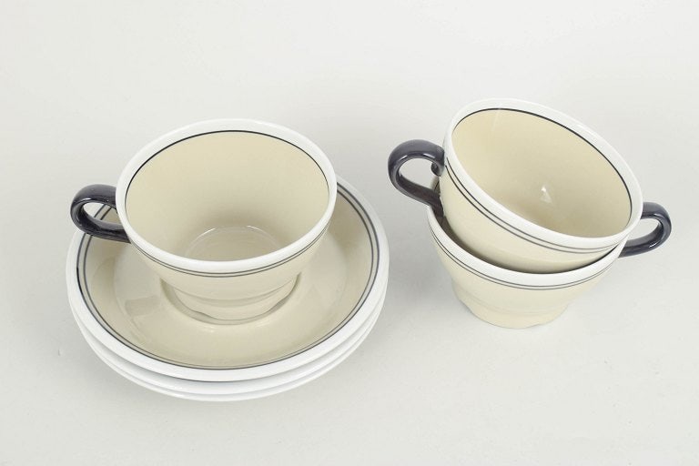 Jackie Lynd for Rorstrand, Sweden. Set of three faience teacups with matching saucers a€ - 2