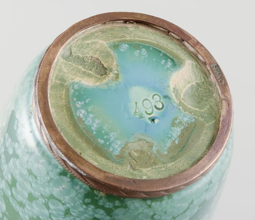 Unknown French ceramicist. Vase of stoneware. Crystal glaze in green tones. Circa 1930s. - 7