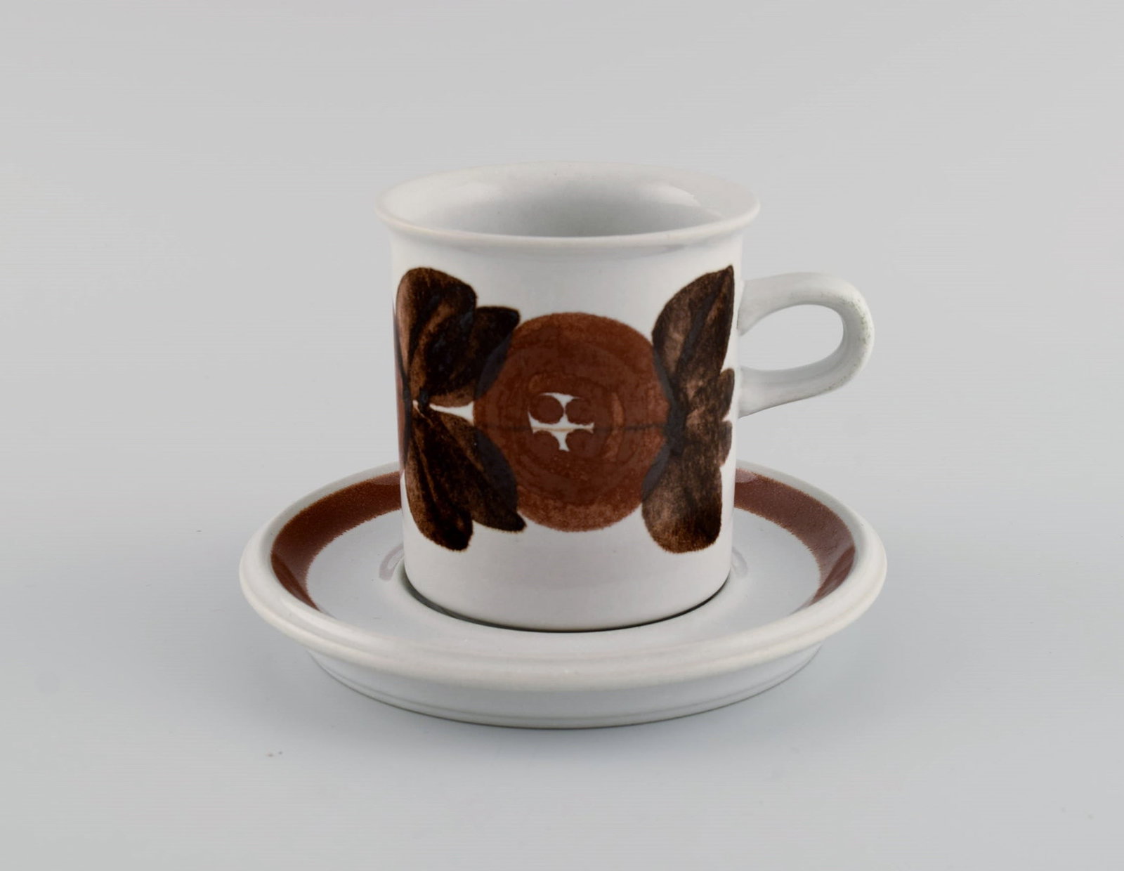Ulla Procope (1921-1968) for Arabia. Thyme coffee service in hand-painted stoneware for four people. - 2