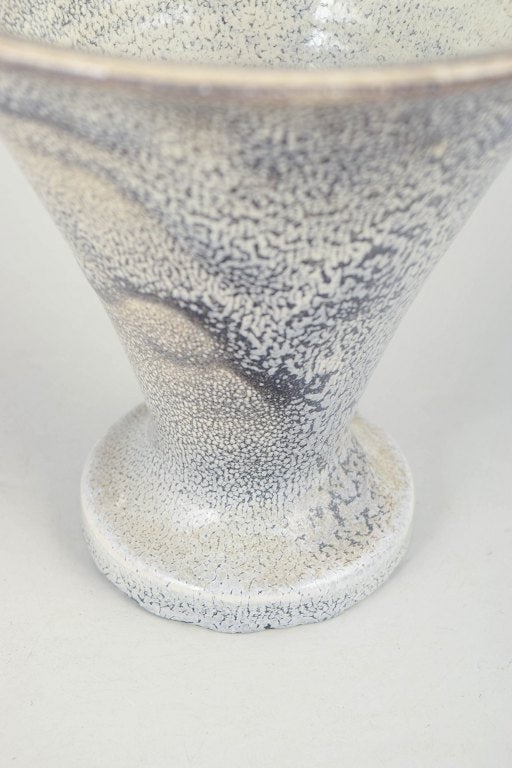 Svend Hammershøi for Kähler, Denmark. Trumpet-shaped stoneware vase in black and grey - 3
