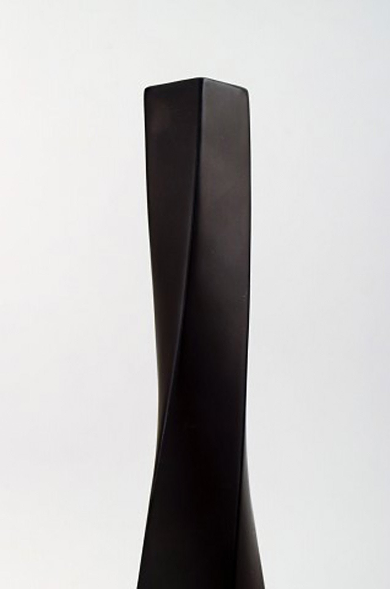 Arthur Percy for Karlskrona. Large art pottery vase. - 3