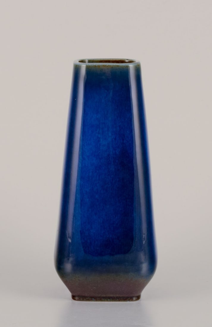 Sven Jonson for Gustavsberg. "Lagun" vase in stoneware. Beautiful glaze in blue tones. 1960s/1970s. - 2