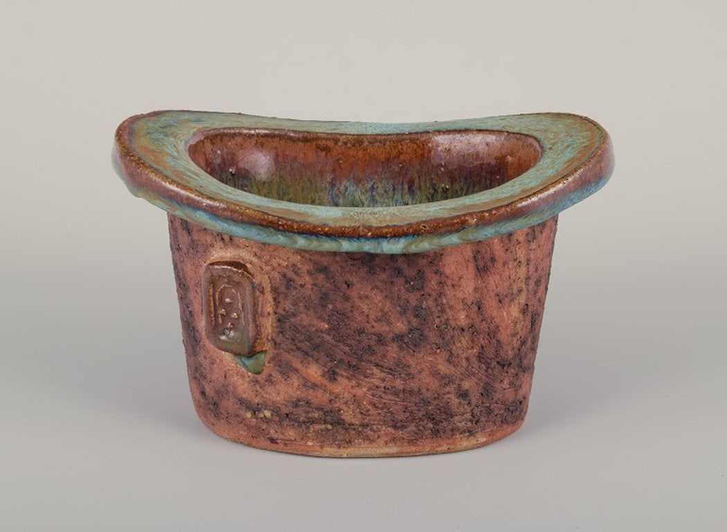 Curt Magnus Addin, Swedish ceramist. Own studio. Unique ceramic vase in a modernist style. Chamotte - 4