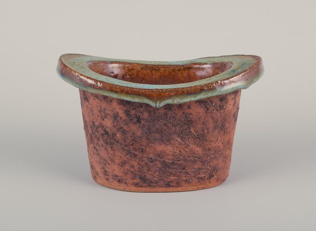 Curt Magnus Addin, Swedish ceramist. Own studio. Unique ceramic vase in a modernist style. Chamotte - 5