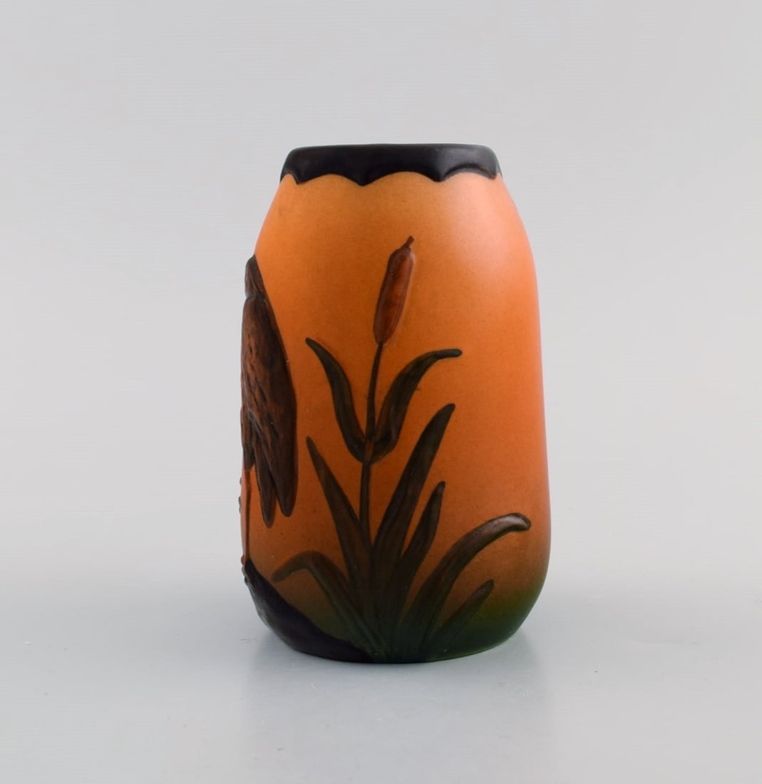 Ipsen's, Denmark. Vase in hand-painted glazed ceramics decorated with bird. 1920s / 30s. Model - 2