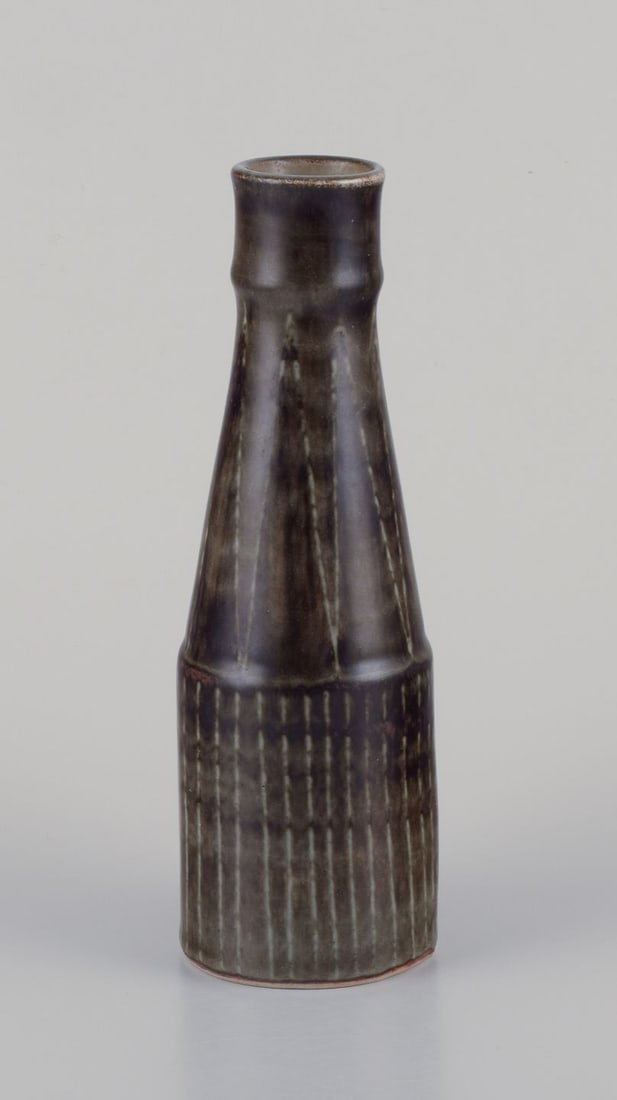 Carl Harry Stålhane for Rorstrand Atelje, Sweden. Bottle-shaped ceramic vase. Approx. 1960. - 2
