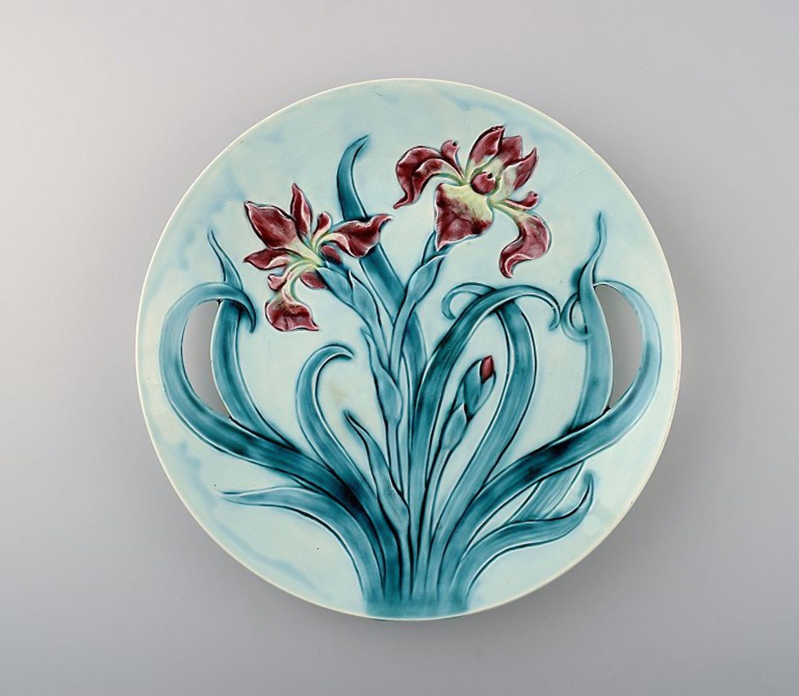Gustavsberg Art Nouveau earthenware dish decorated with flower. (1 of 5)