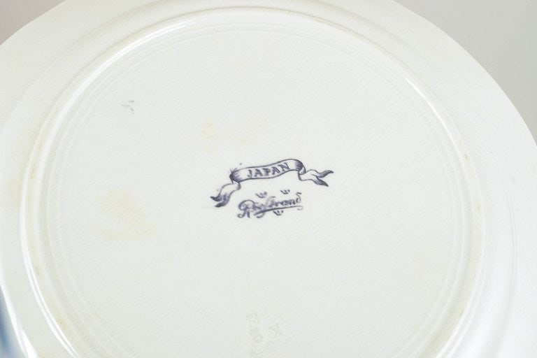 Rorstrand Japan series, Sweden. Set of two large round serving dishes in faience with - 4