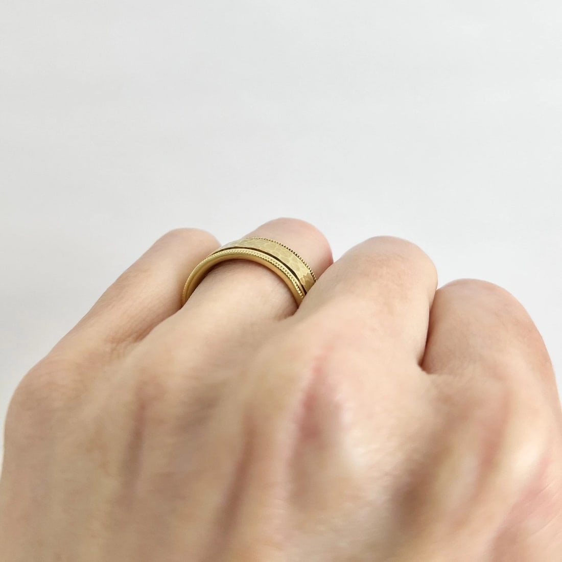 Wide Milgrain Edge Hammered Statement Band Ring 18K Yellow Gold, Size 7 - 4
