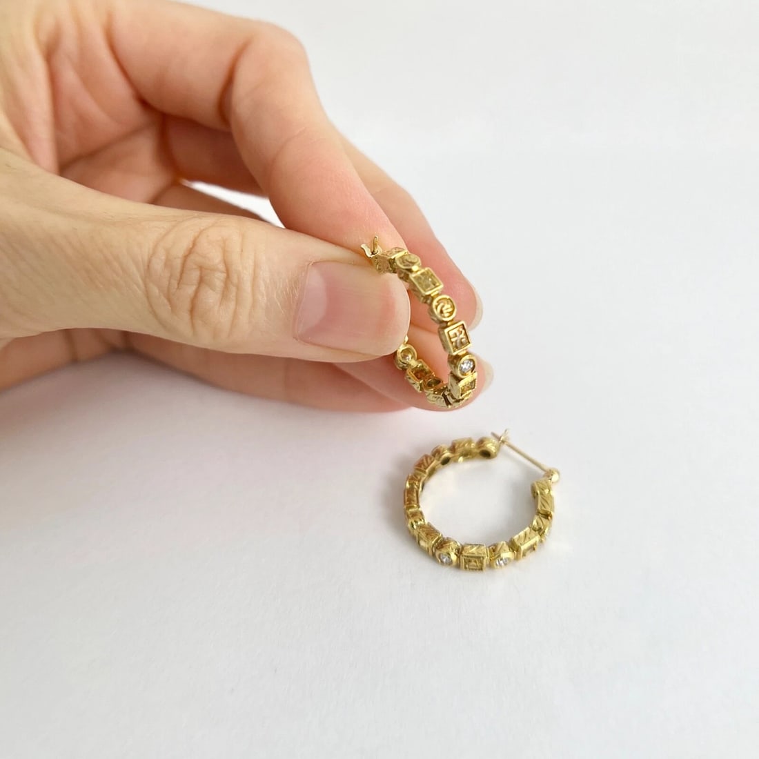 Princess Cut Yellow Sapphire Diamond Hoop Earrings 18K Yellow Gold, 1.10 CTW - 7