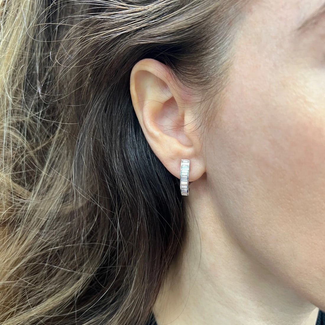 Baguette Diamond Channel-Set Drop Hoop Earrings Platinum 19.5 mm, 1.14 CTW - 3
