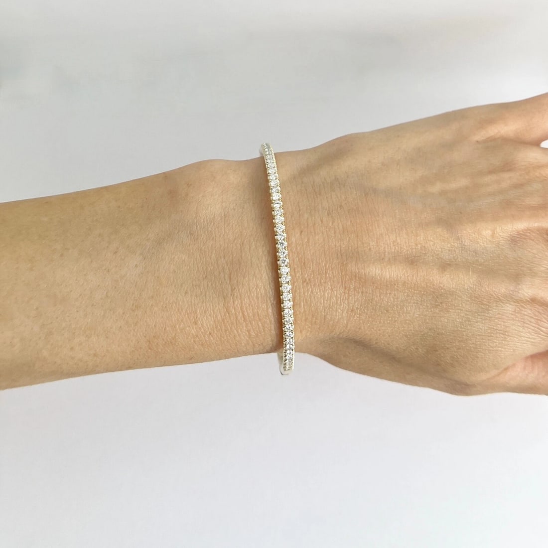 Round Diamond Bangle Bracelet 14K Yellow Gold, 1.02 CTW - 2