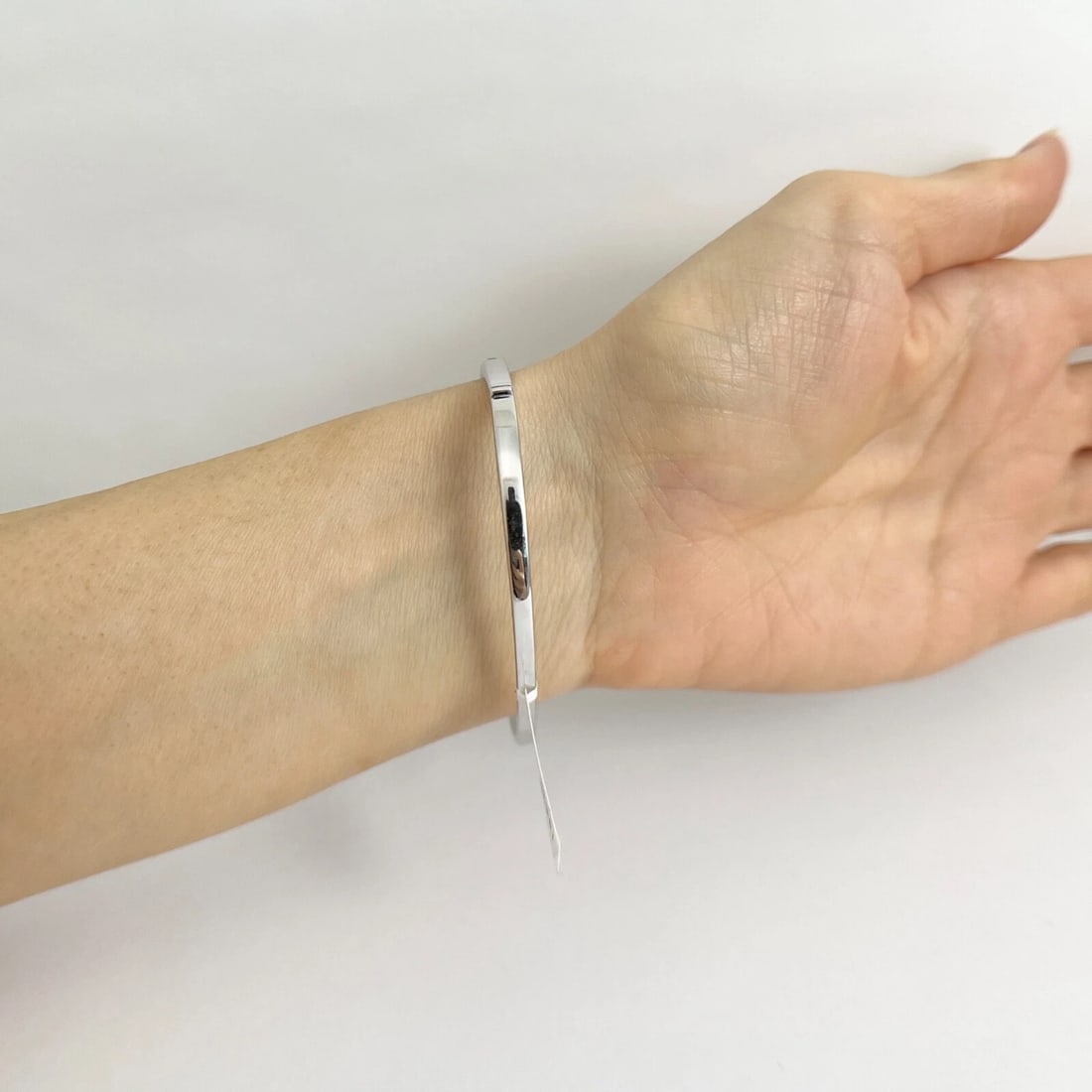 Blue Sapphire Gemstone Bangle Bracelet 14K White Gold, 2.20 CTW - 4