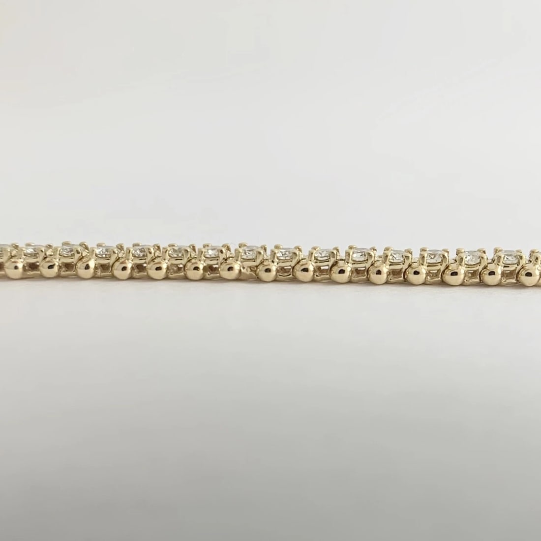 Round Diamond Tennis Bracelet 14K Yellow Gold, 2.05 CTW, 7 Inches 8.17 Grams - 10