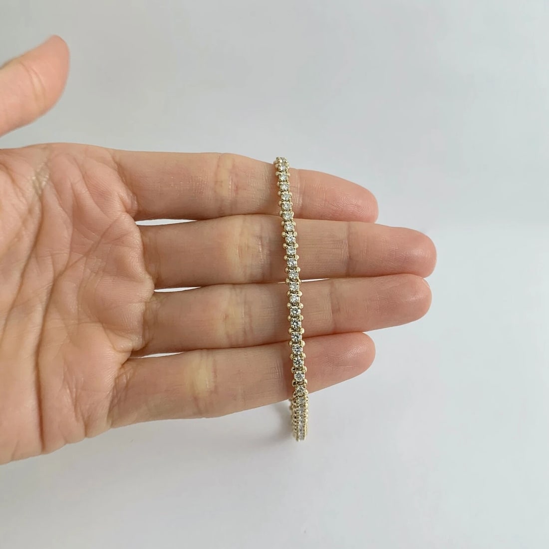 Round Diamond Tennis Bracelet 14K Yellow Gold, 2.05 CTW, 7 Inches 8.17 Grams - 2