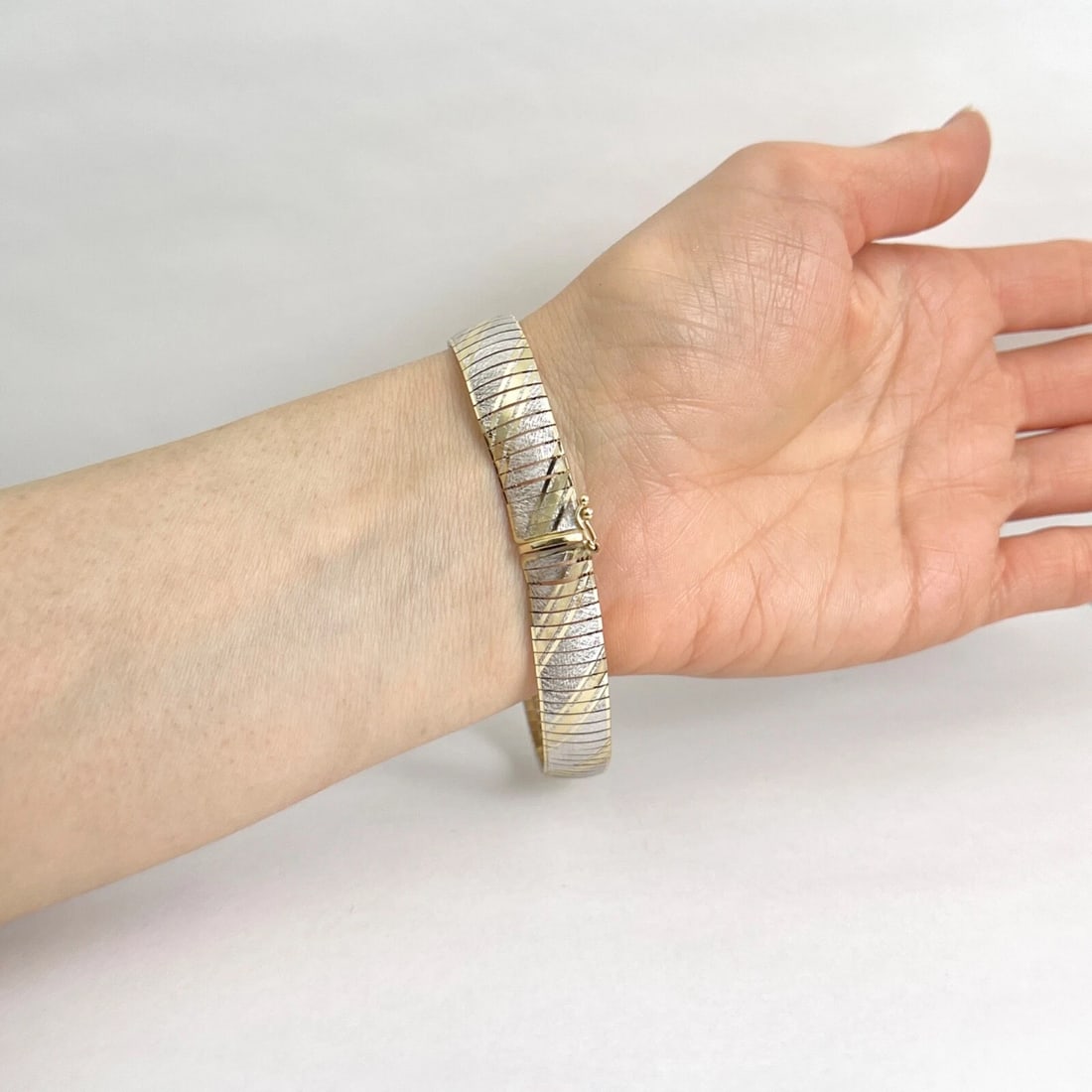 Estate Italian Two-Tone Omega Bracelet 14K Yellow White Gold, 14.53 Grams - 5