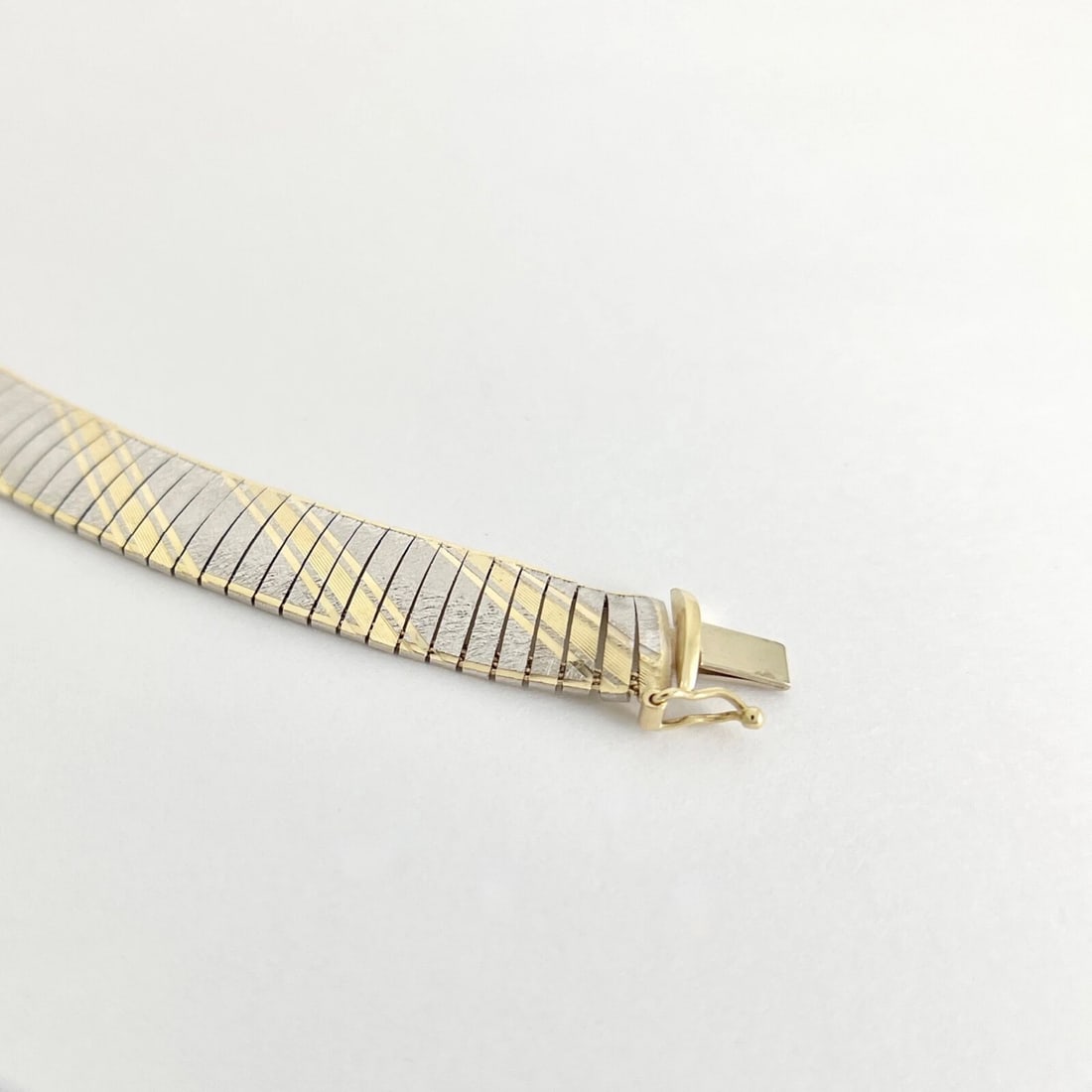 Estate Italian Two-Tone Omega Bracelet 14K Yellow White Gold, 14.53 Grams - 9