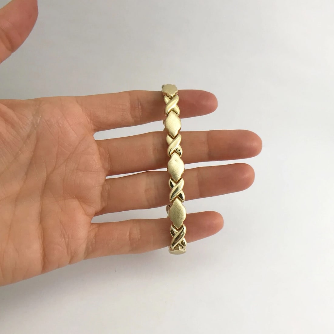 Reversible Two-Tone XO Chain Link Bracelet 14K White Yellow Gold, 7.79 Grams - 3