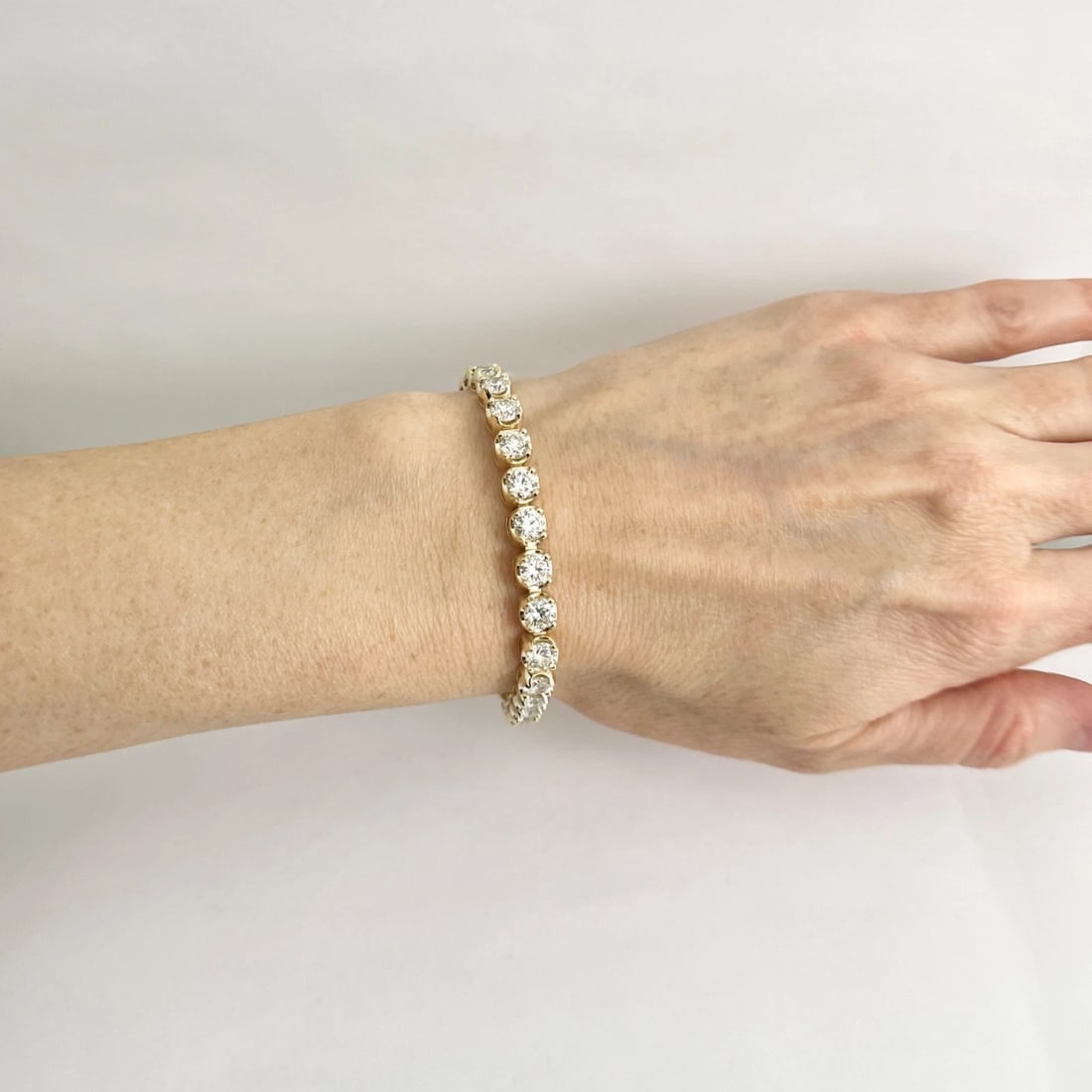Round Diamond Buttercup Tennis Bracelet 14K Yellow Gold, 7 Inches, 11.04 CTW - 3