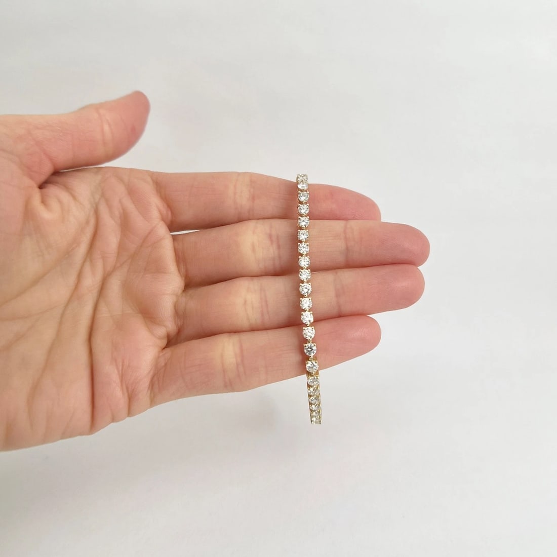 Round 3-Prong Diamond Tennis Bracelet 14K Yellow Gold, 7 Inches, 5.02 CTW - 2