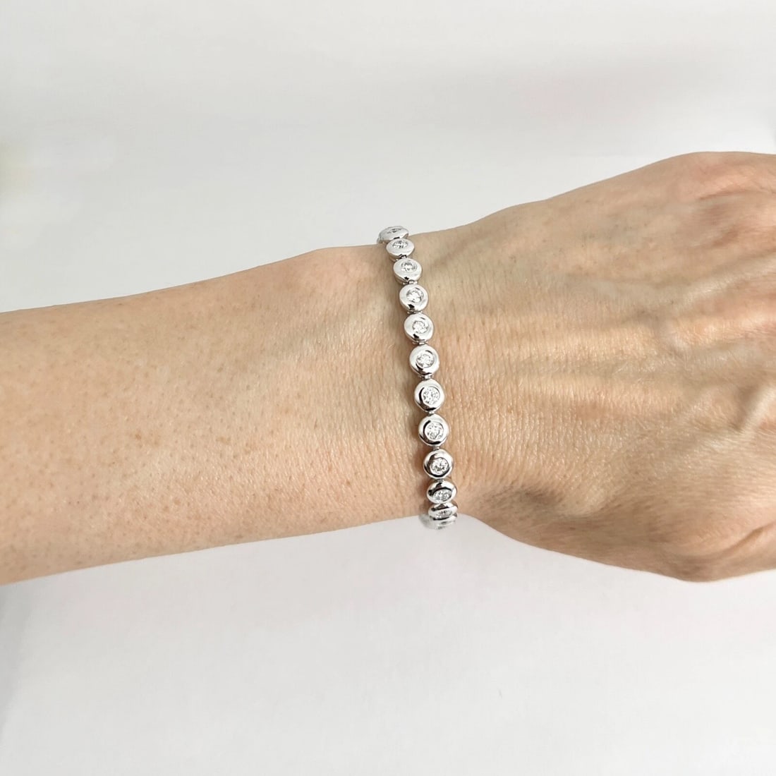 Round Bezel Set Diamond Tennis Bracelet 14K White Gold, 7.25 Inches, 2.65 CTW - 2