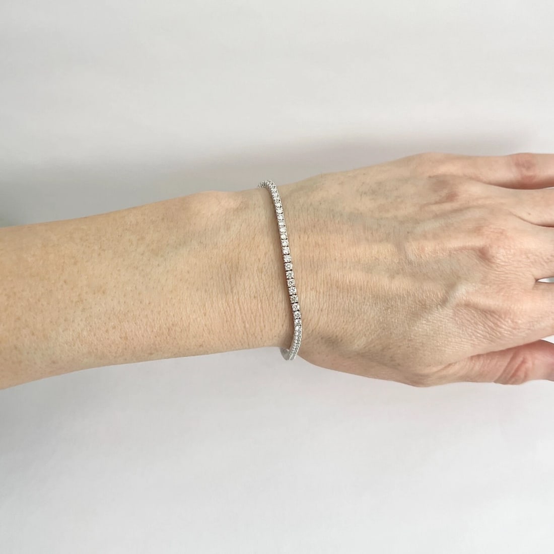 Round Diamond Tennis Bracelet 14K White Gold, 7 Inches, 3.01 CTW - 3